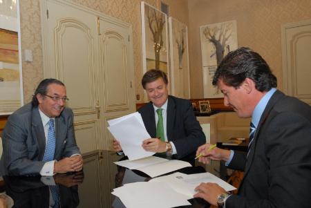 Imagen Patronato de Turísmo y Bankia colaborarán en el desarrollo de turístico de Segovia